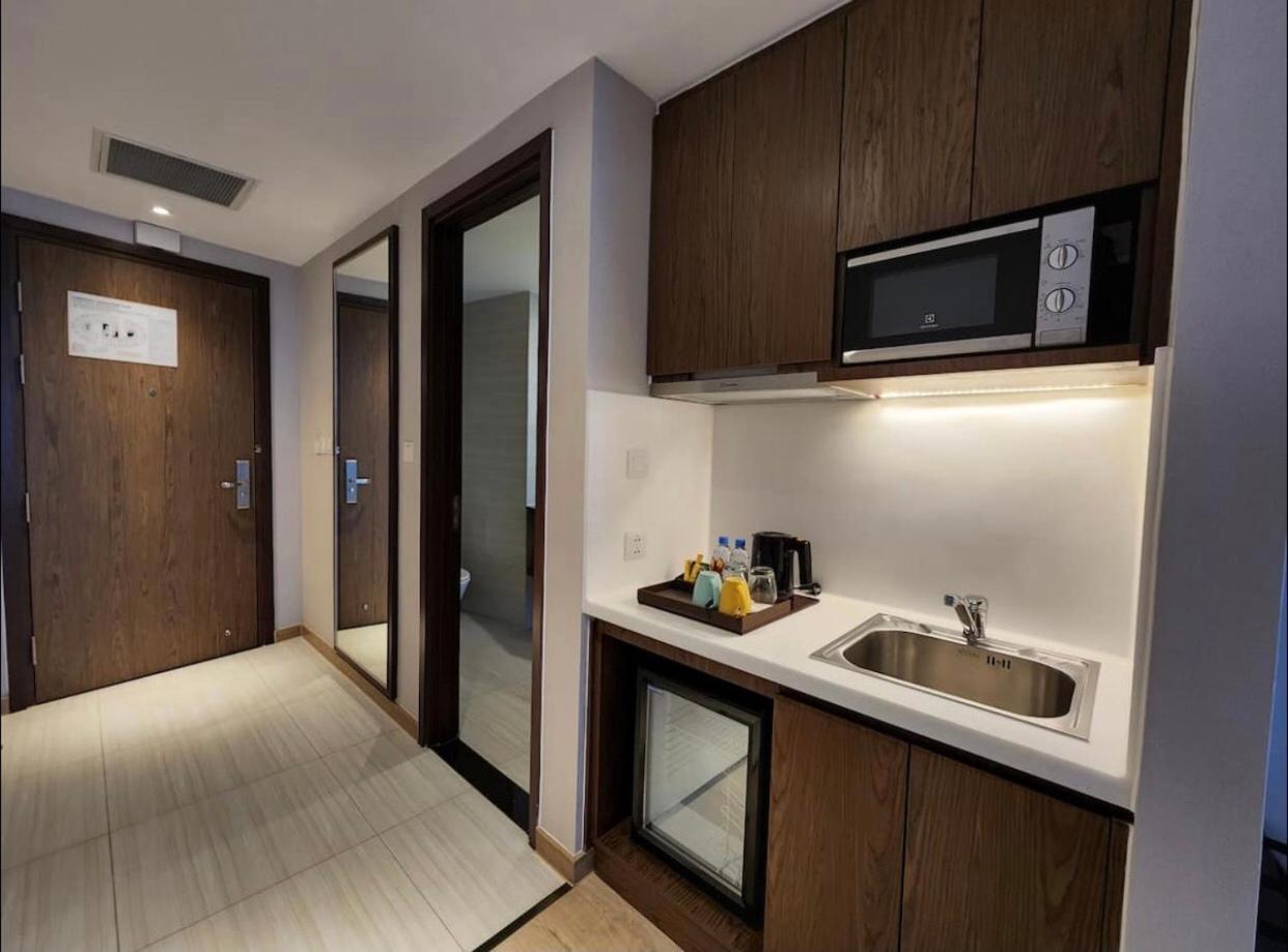Panorama Oceanfront Suite Nha Trang Exterior photo